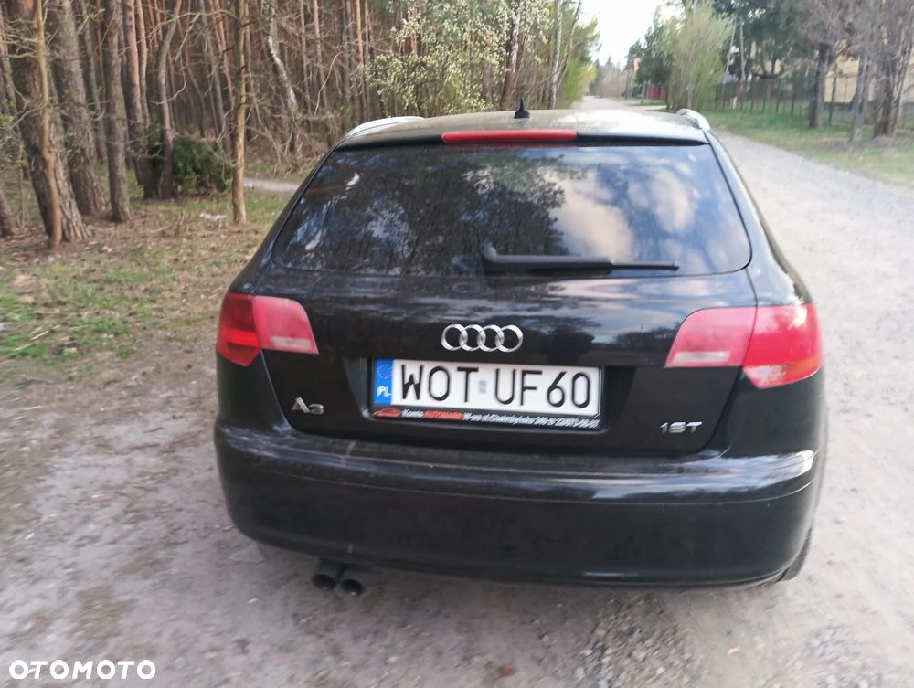 Audi A3 Sportback 1.8 TFSI Ambiente - 6