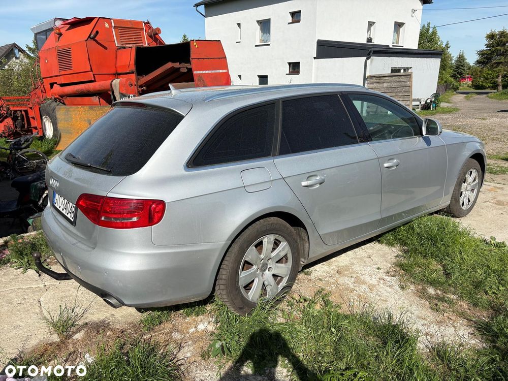Audi A4 Avant - 4