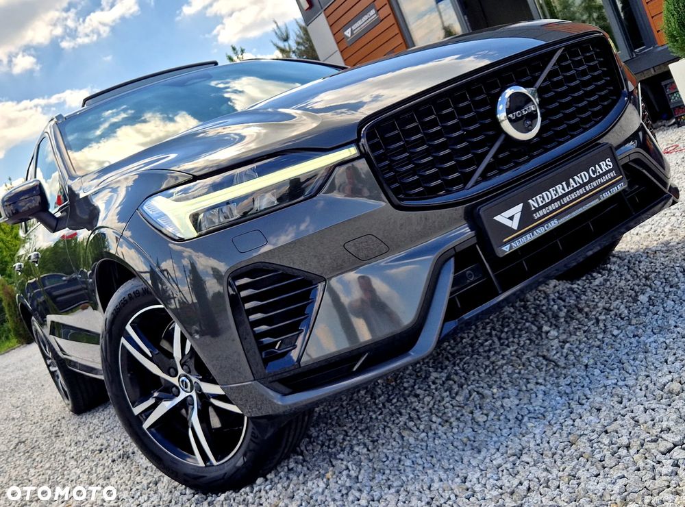 Volvo XC 60 T6 Plug-In Hybrid AWD Plus Dark - 35