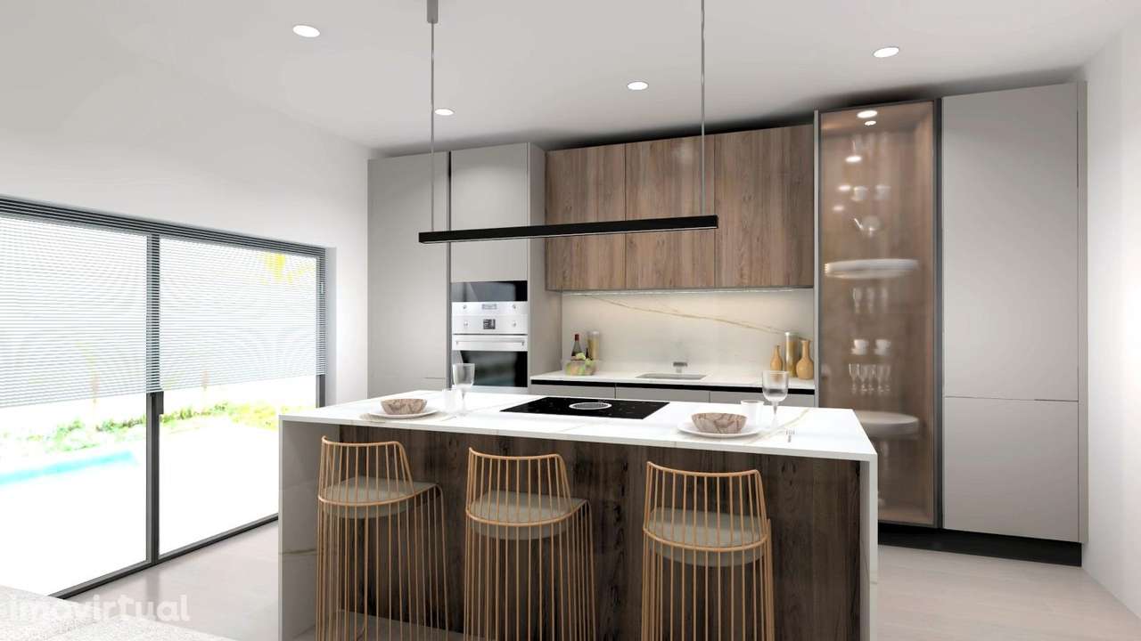 Moradia Bi-familiar T4 Nova com Piscina e Jardim em Azeitão - Grande imagem: 5/8