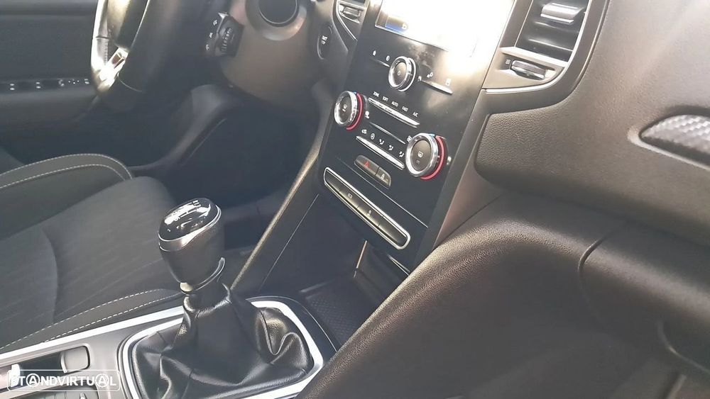 Renault Mégane 1.5 Blue dCi Limited - 25