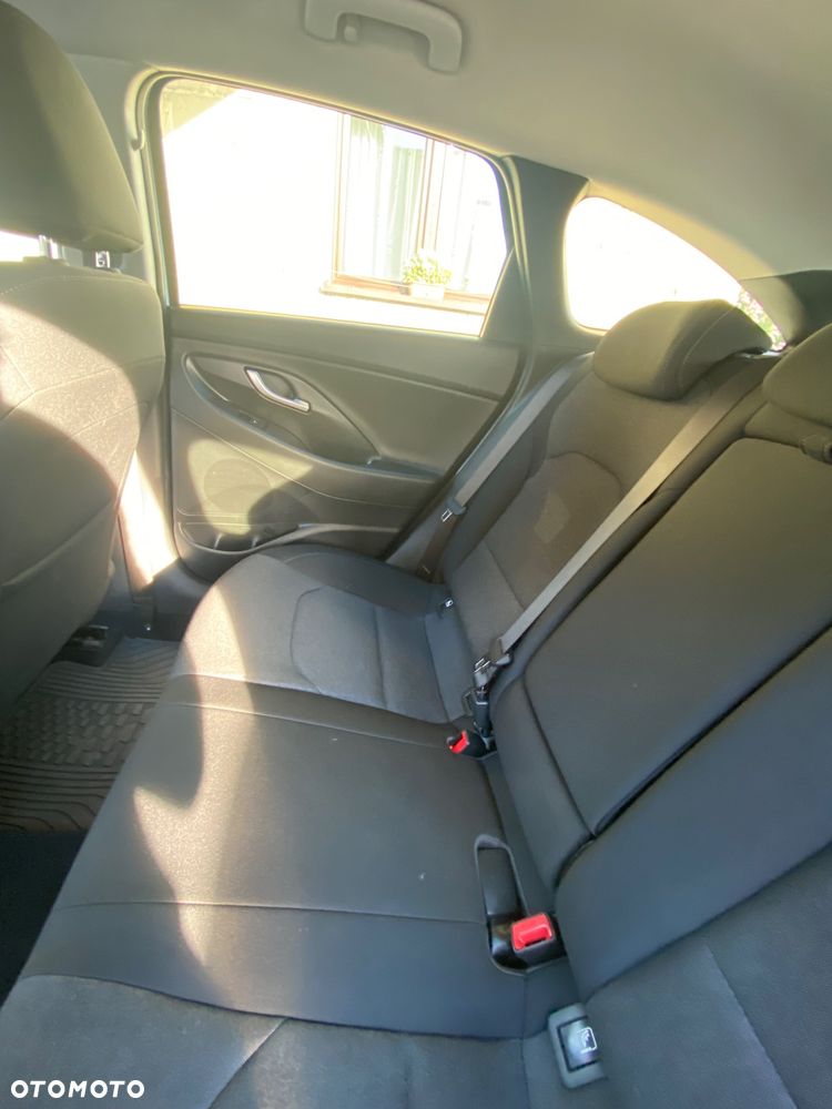 Hyundai i30 1.5 DPI Smart - 16