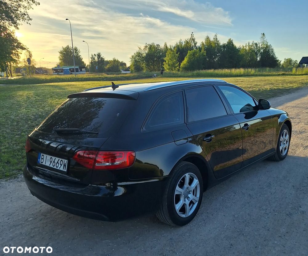 Audi A4 Avant 2.0 TDI Multitronic - 17