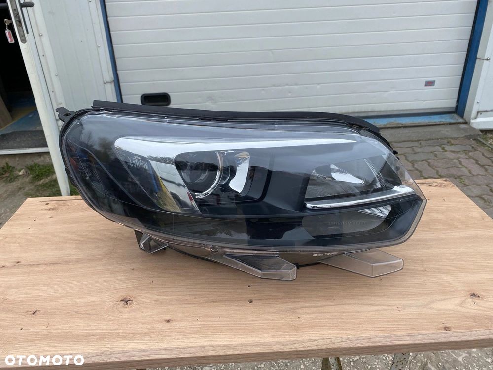 LAMPA PRZEDNIA PRAWA VIVARO C III ZAFIRA LIFE XENON 9832836480-00 - 1