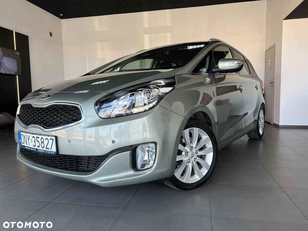 Kia Carens - 1