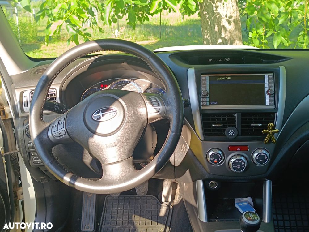 Subaru Forester 2.0D Exclusive - 9