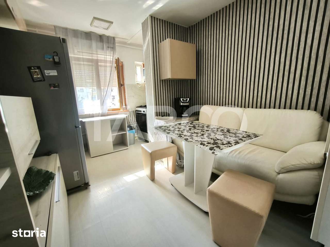 Apartament cu 3 camere in Intre Lacuri cu parcare si beci zona Leroy — fotografia 2