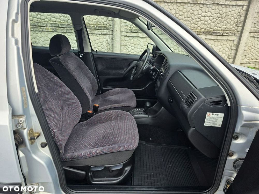 Volkswagen Golf 2.0 GL - 20