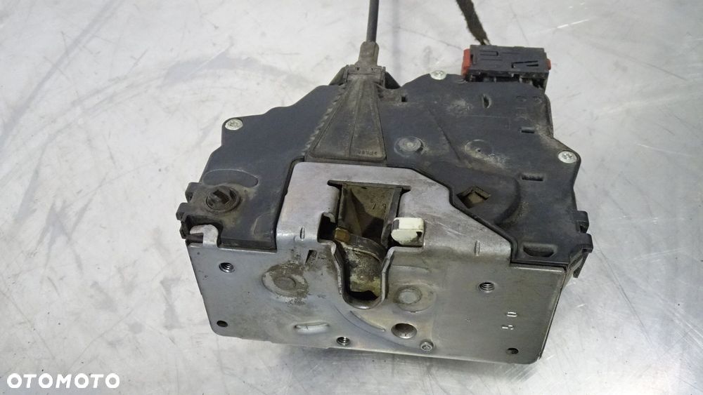 ZAMEK PRAWY TYŁ DRZWI OPEL CORSA D 1.2 13258267 ER - 3
