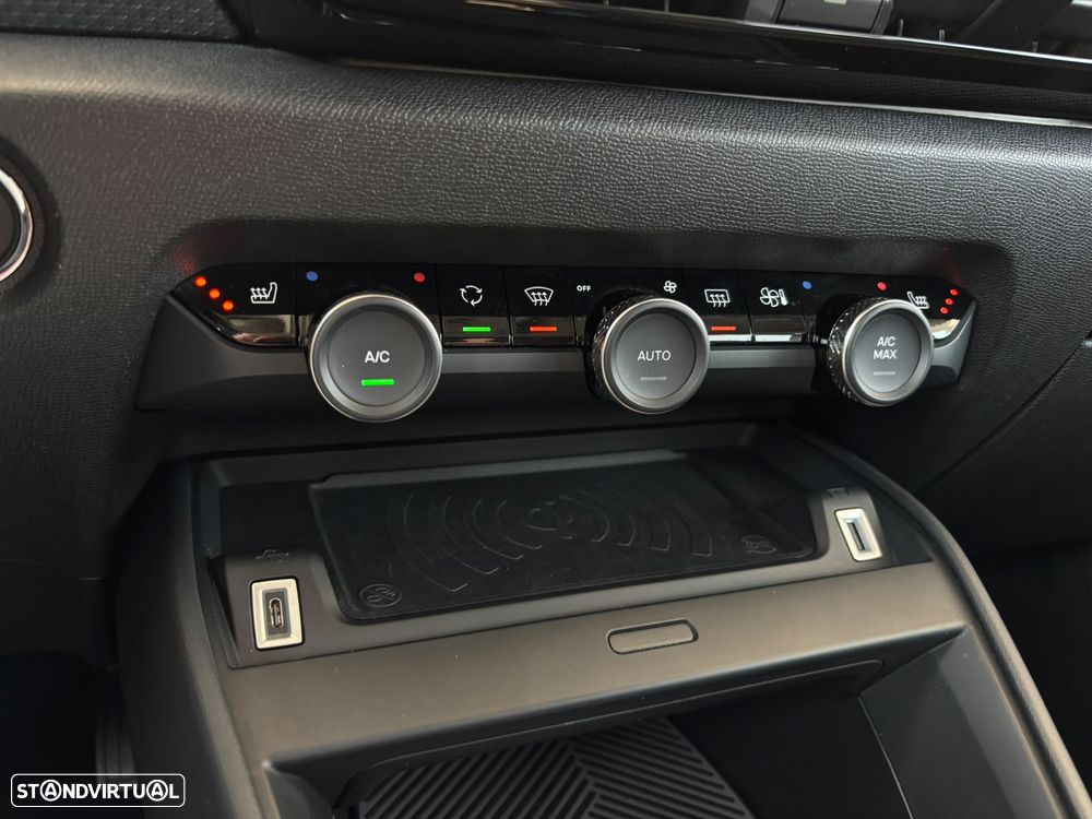 Citroën C4 1.2 PureTech Shine Pack EAT8 - 24