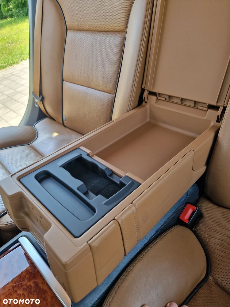 Audi A8 6.0 W12 L Quattro - 24