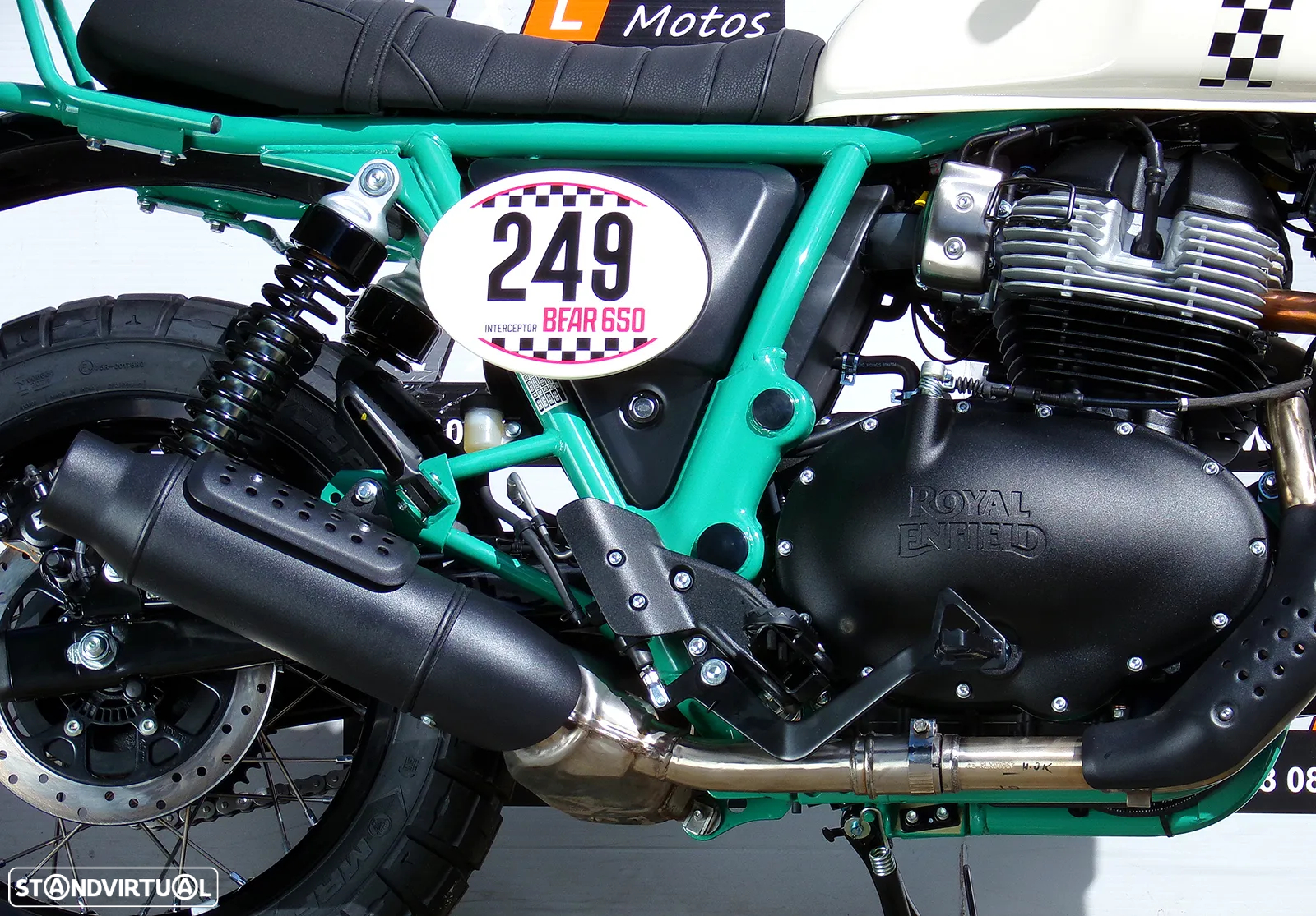 Royal Enfield Bear 650 - 19