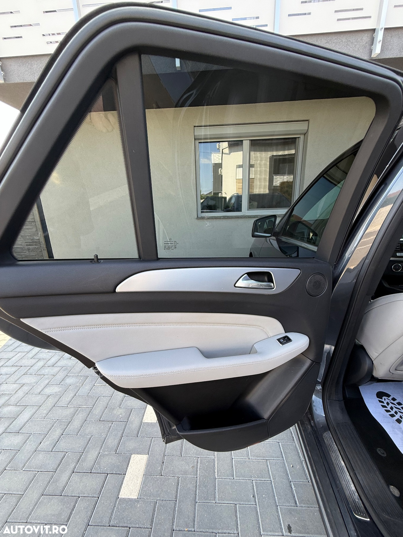 Mercedes-Benz ML 350 BlueTEC 4MATIC 7G-TRONIC Edition 1 - 14