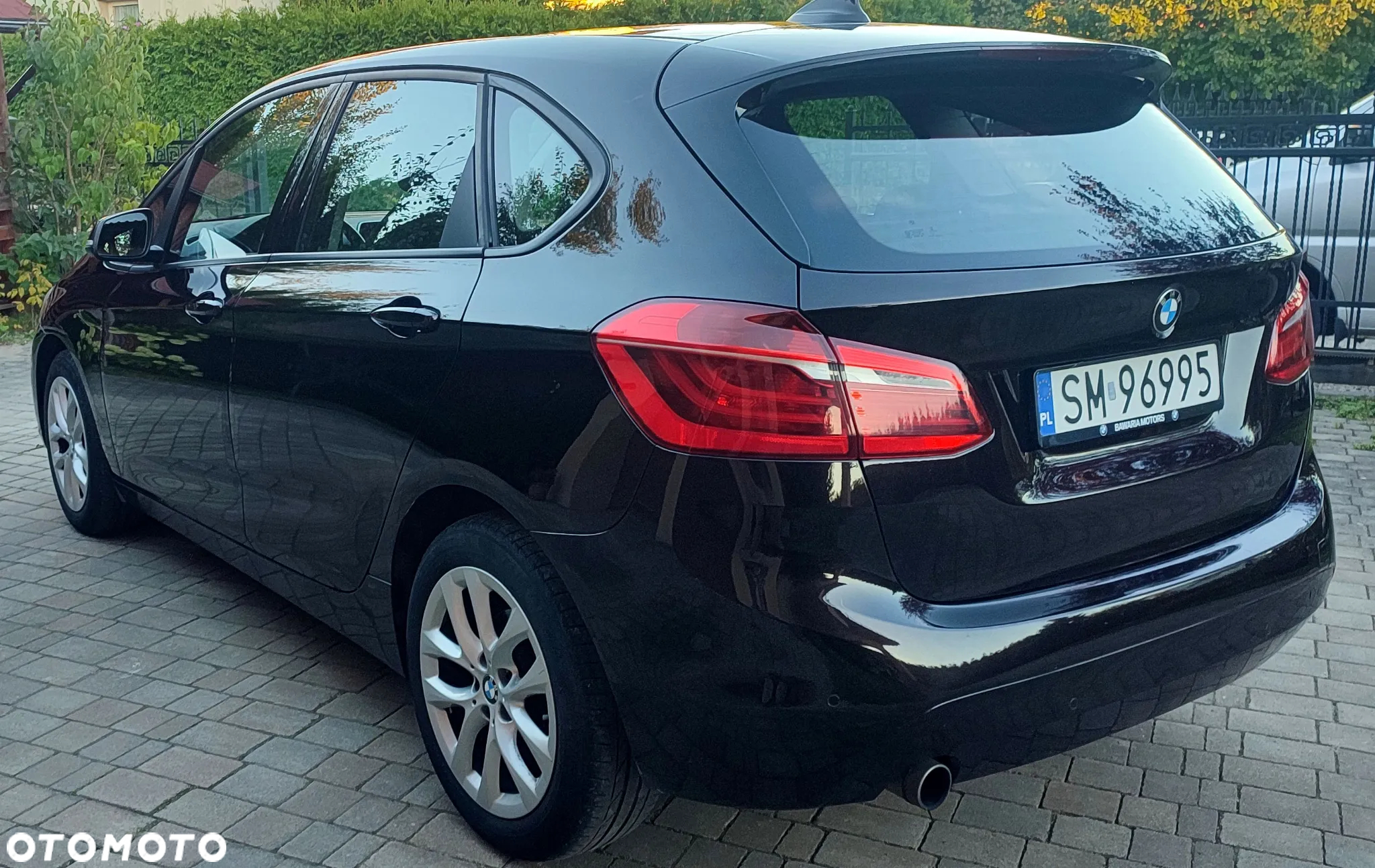 BMW Seria 2 218i - 5