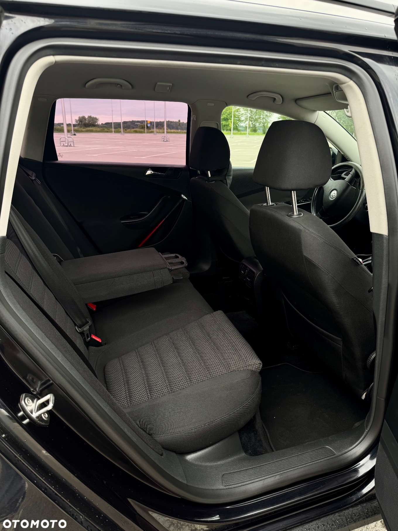 Volkswagen Passat Variant 2.0 Turbo FSI Highline - 14