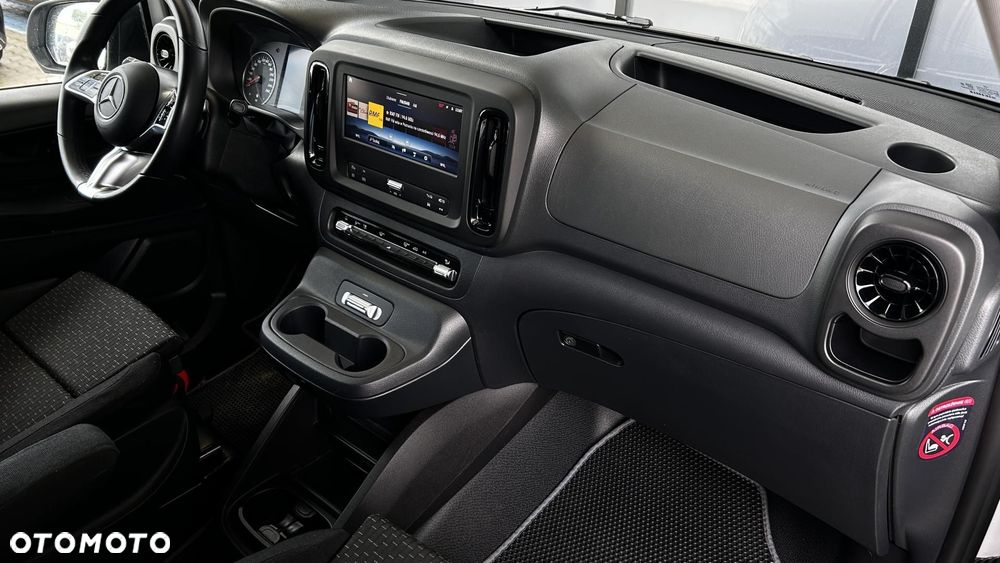 Mercedes-Benz Vito - 22