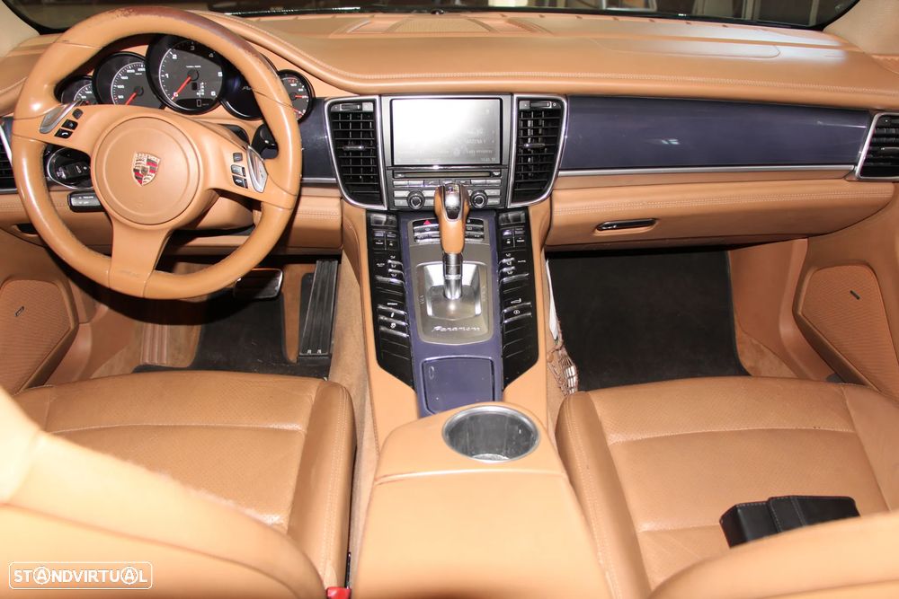 Porsche Panamera 3.0 V6 - 9