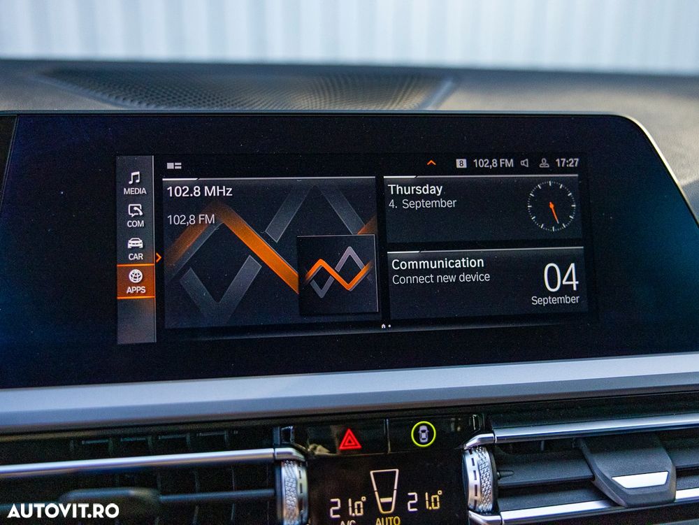 BMW Seria 3 320i AT - 21