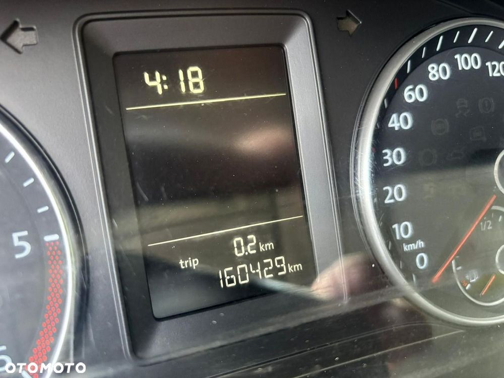 Volkswagen Caddy - 10