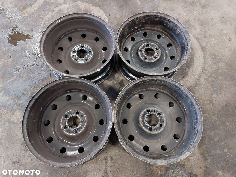 FELGI STALOWE KPL 5X115 7Jx17 FI71,5 CHRYSLER 300C - 9