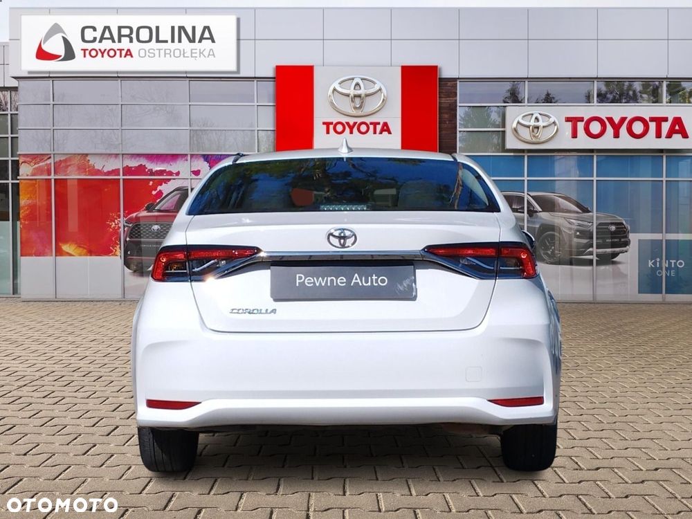 Toyota Corolla - 4