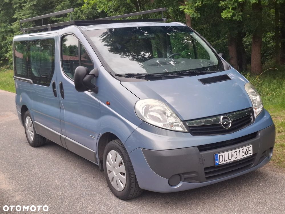 Opel Vivaro - 1