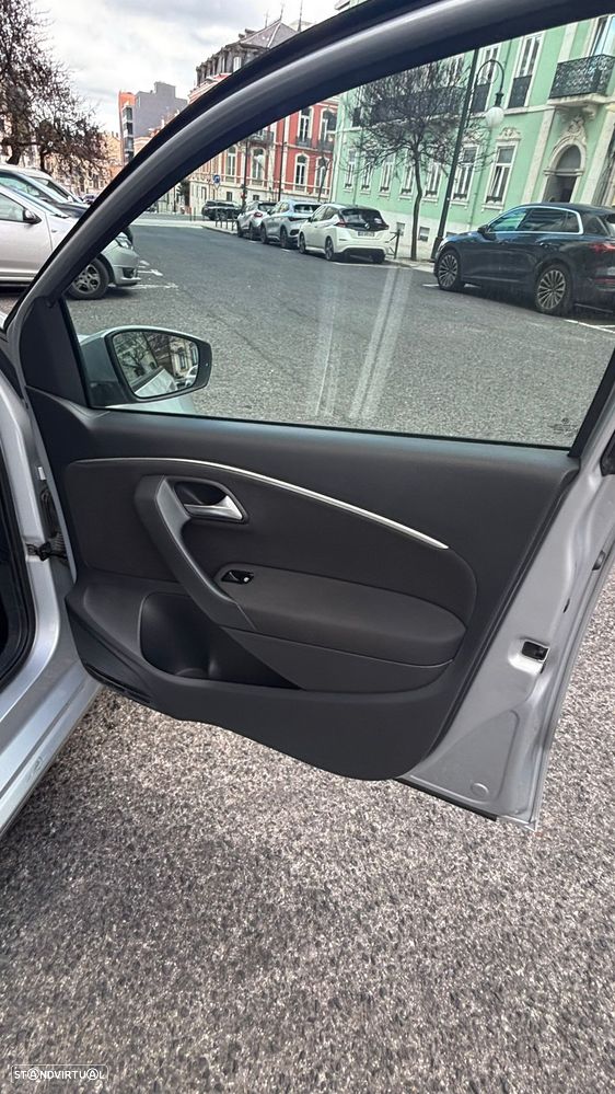 VW Polo 1.2 TSi (Blue Motion ) Comfortline - 4