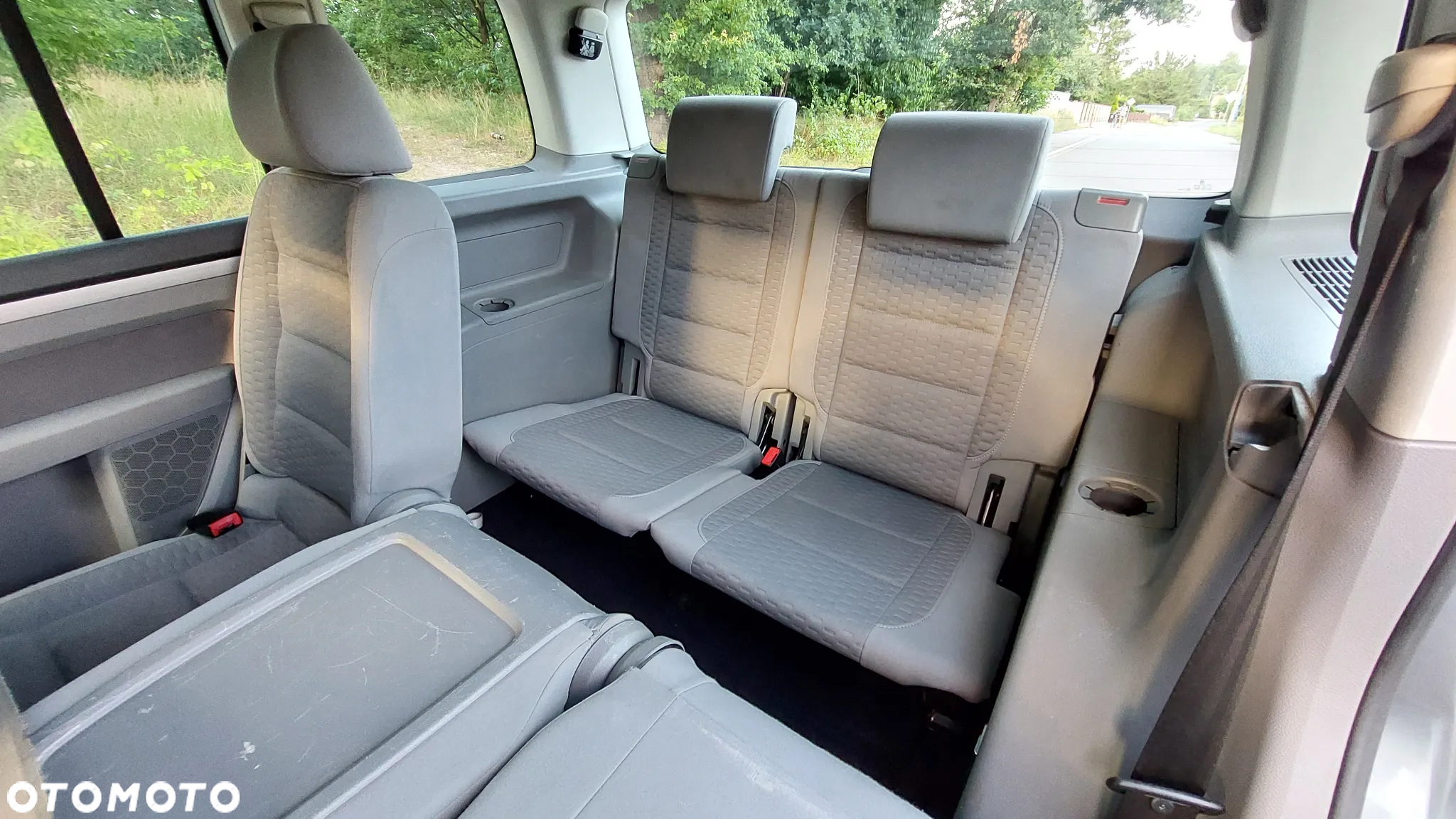 Volkswagen Touran - 15