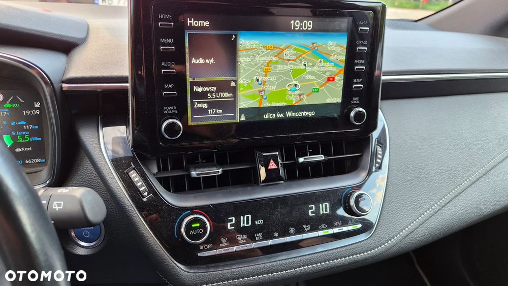 Toyota Corolla 1.8 Hybrid Comfort - 11