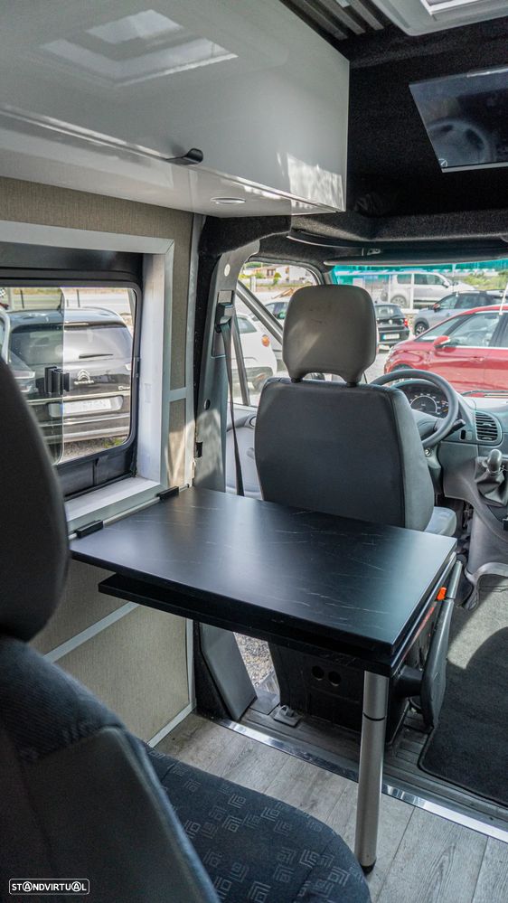 Mercedes-Benz Sprinter - 19