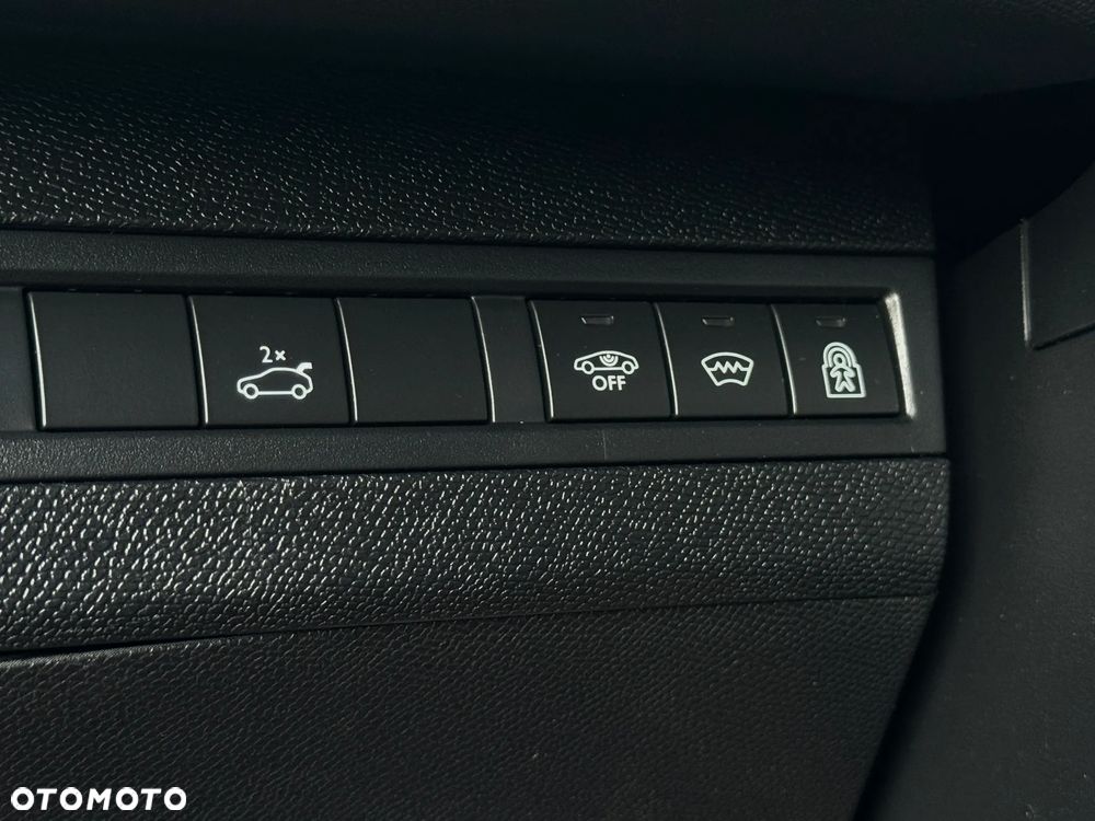 Peugeot 5008 BlueHDi 180 EAT8 GT - 27