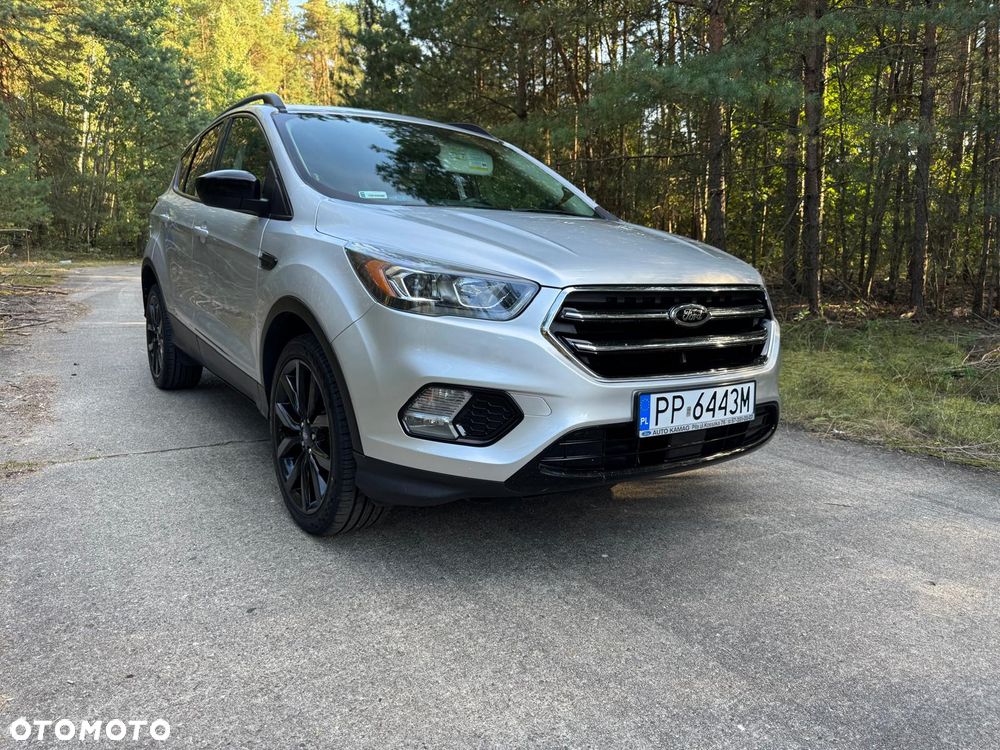 Ford Kuga 1.5 EcoBoost 4x4 SYNC - 1