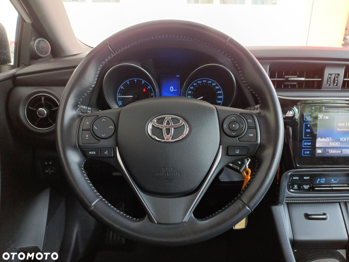 Toyota Auris - 17