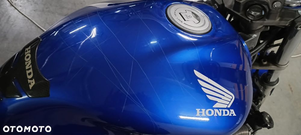 Honda CB - 7