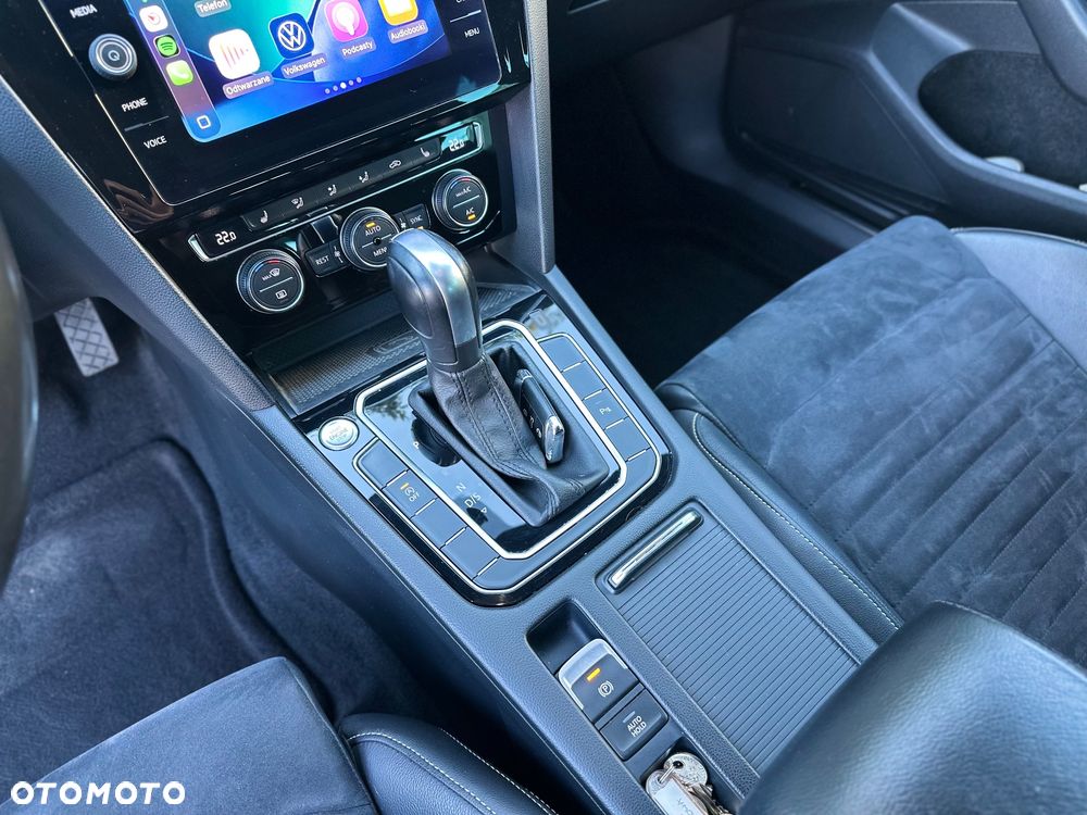 Volkswagen Passat Variant 2.0 TDI EVO Elegance DSG - 20