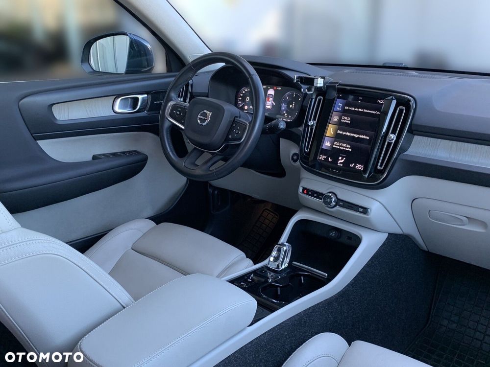 Volvo XC 40 - 15