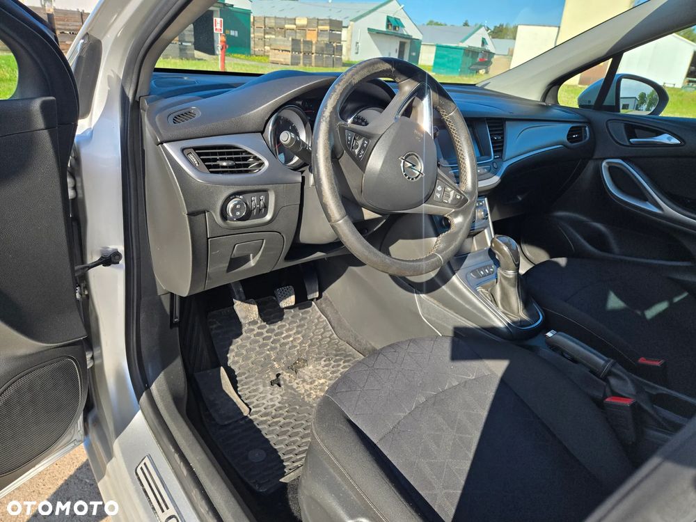 Opel Astra 1.6 CDTI 120 Lat S&S - 10