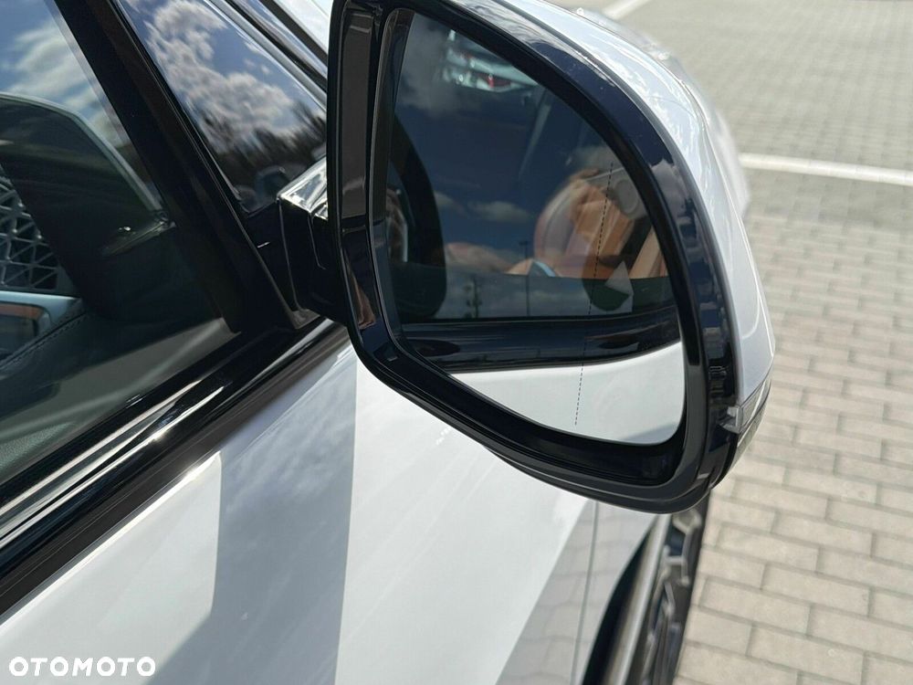 BMW X7 - 37