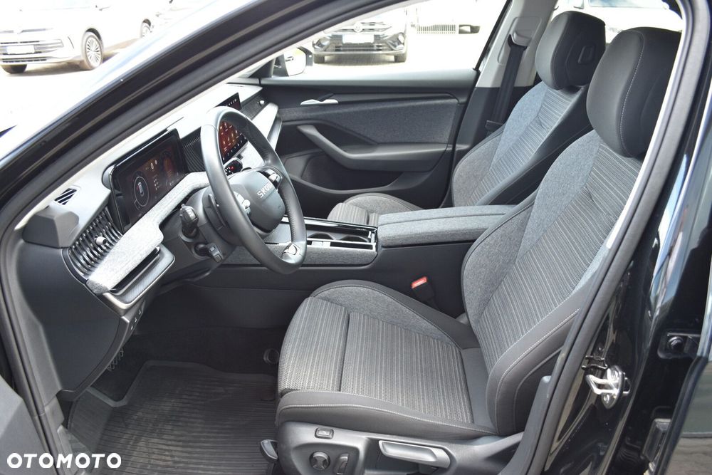 Skoda Superb 2.0 TDI SCR Selection DSG - 29
