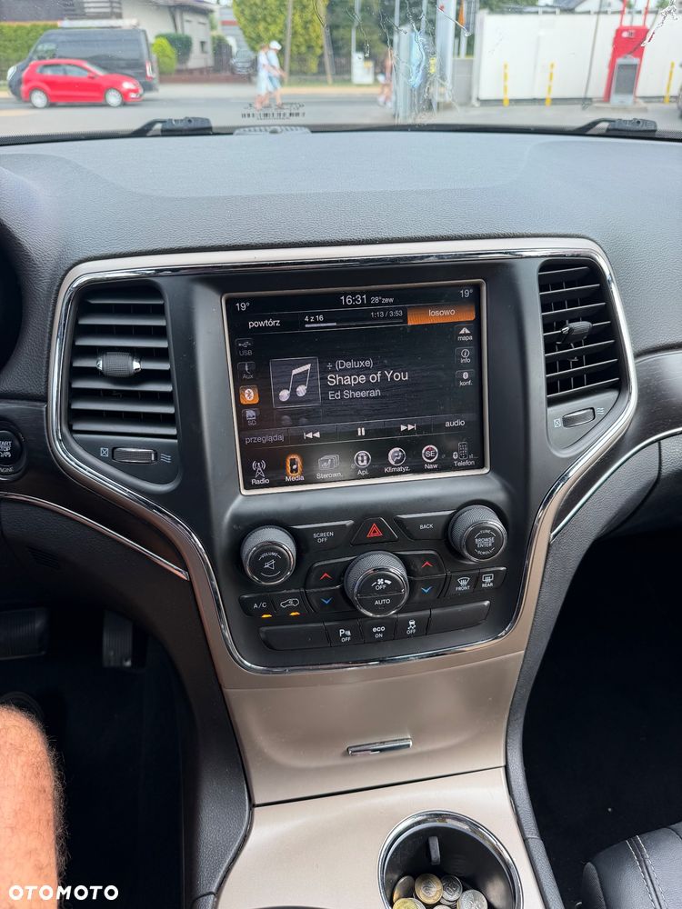 Jeep Grand Cherokee - 6