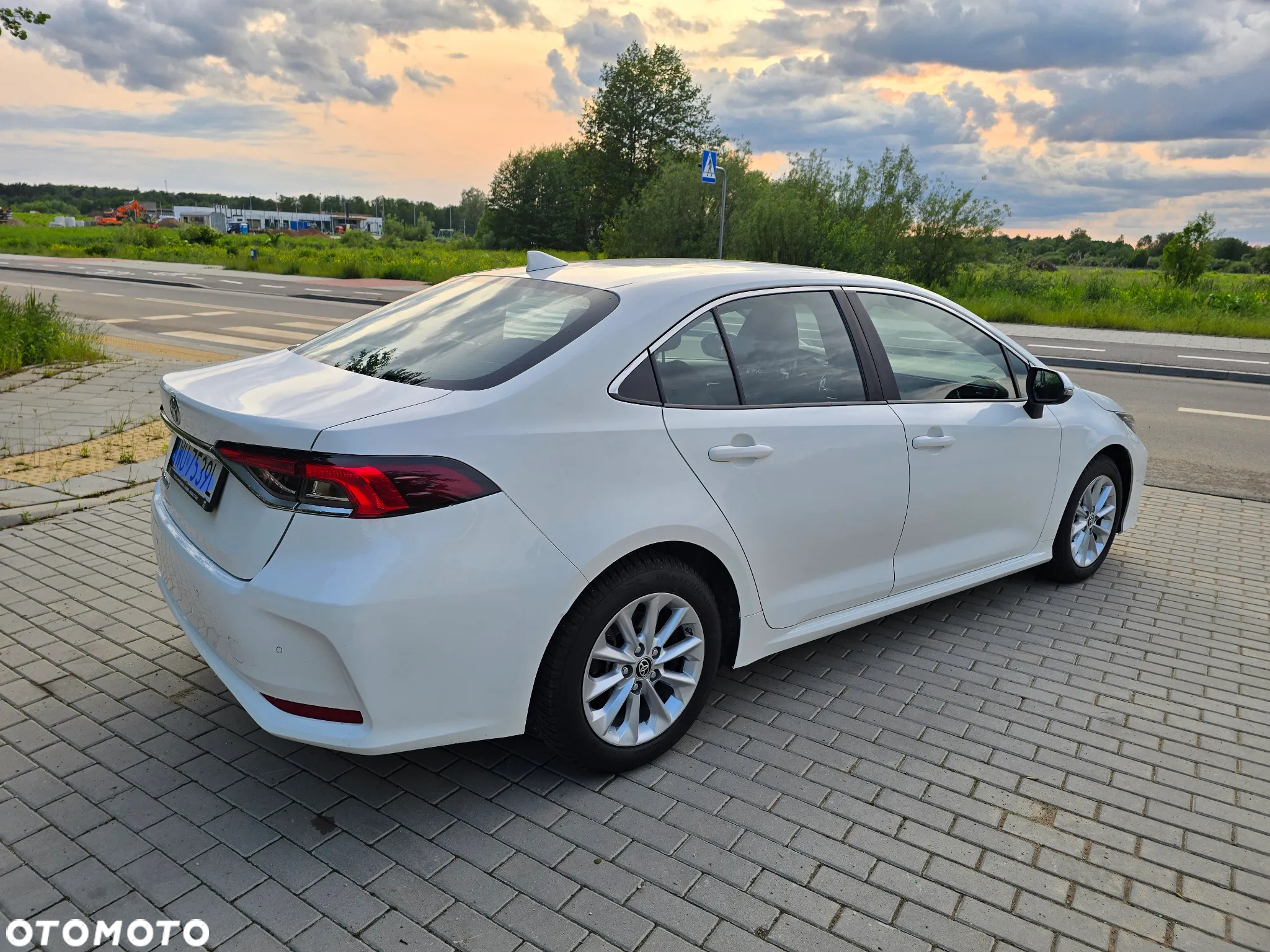 Toyota Corolla 1.6 Comfort - 23