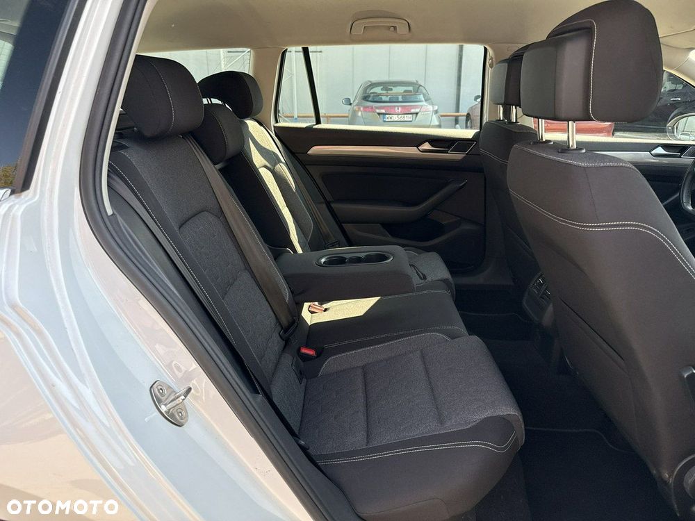 Volkswagen Passat 1.5 TSI EVO Business DSG - 18