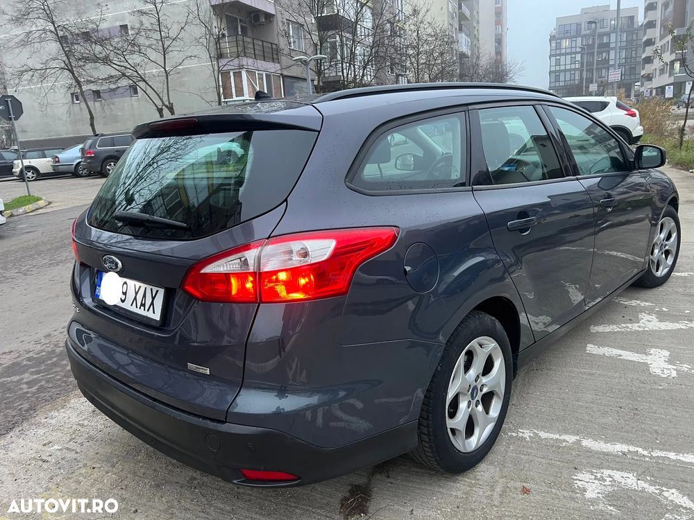 Ford Focus 1.6 TDCI DPF Titanium - 4