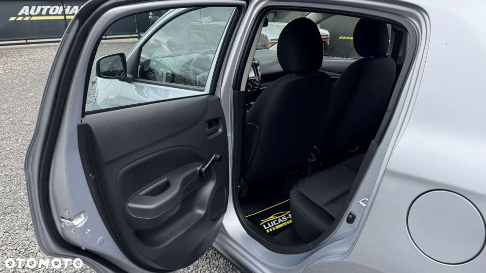 Mitsubishi Space Star - 22