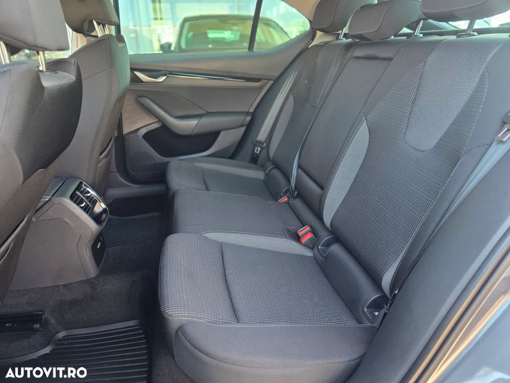 Skoda Octavia 1.5 TSI 115 CP Selection - 34