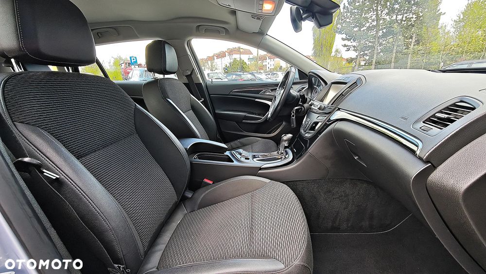 Opel Insignia - 17