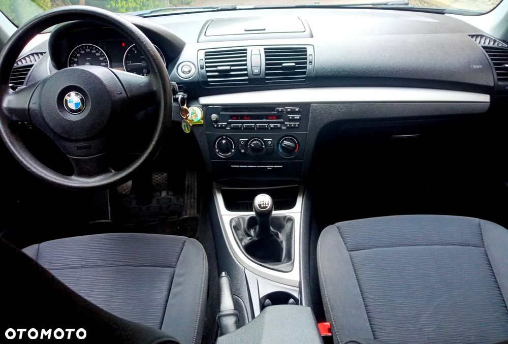 BMW Seria 1 116d DPF Edition Sport - 17