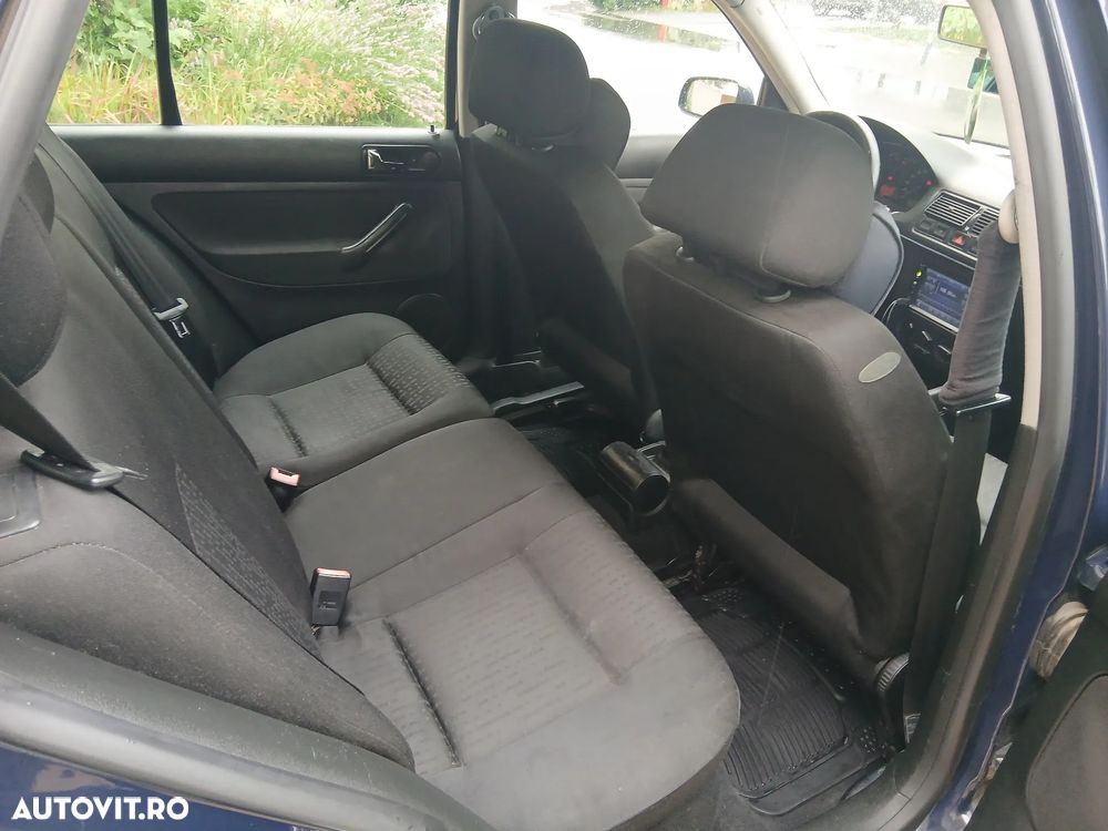 Volkswagen Golf 1.4 - 8