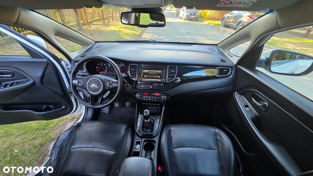 Kia Carens 1.7 CRDi Spirit - 34