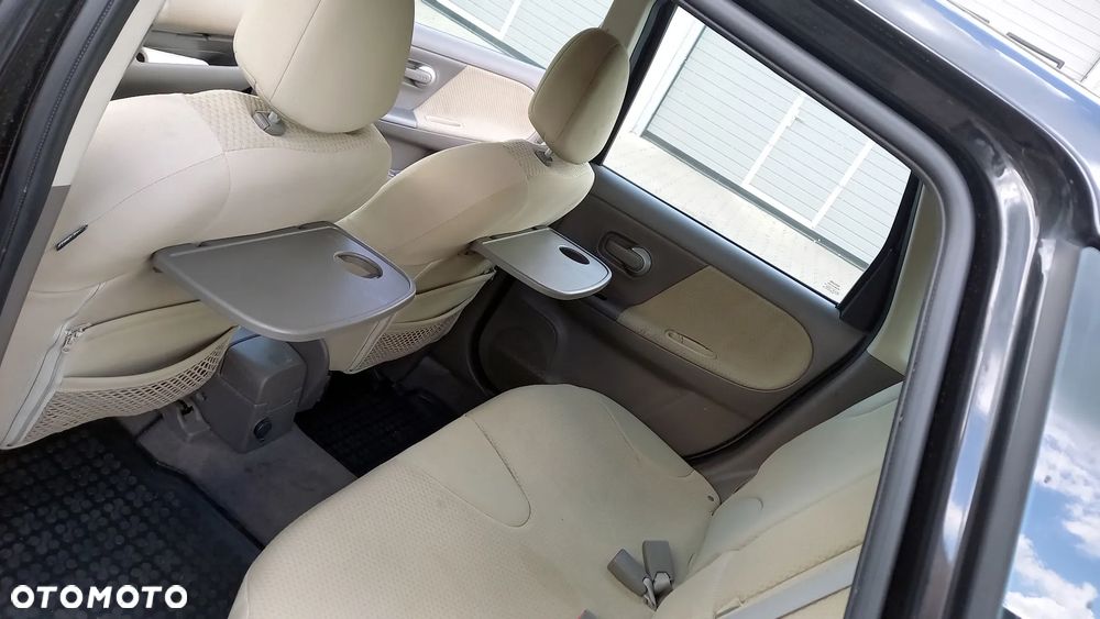 Nissan Note - 8